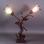 Lampe en bronze à patine brune de style Art Nouveau