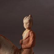 Cavalière en terre cuite - Chine, Dynastie Tang (618-906)