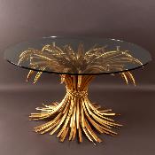 Table basse en métal doré dite "Coco Chanel"