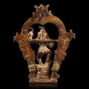 Ancienne statuette en bronze du dieu Krishna dansant sur le serpent Kaliya